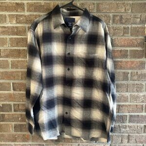 Izod Black snd Grey Flannel Plaid Shirt 2XL NWOT